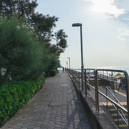Amavi Izola